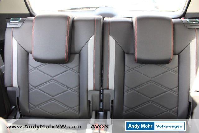 new 2025 Volkswagen Atlas car, priced at $47,652