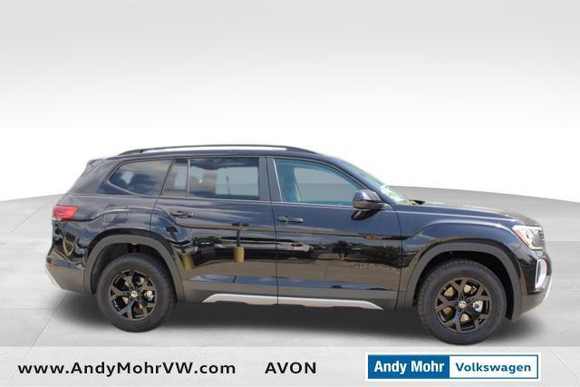 new 2025 Volkswagen Atlas car, priced at $47,652