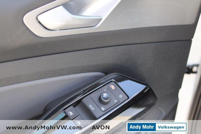 new 2025 Volkswagen ID.4 car, priced at $49,868