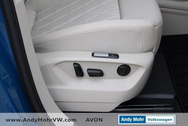 new 2025 Volkswagen Atlas car, priced at $52,766