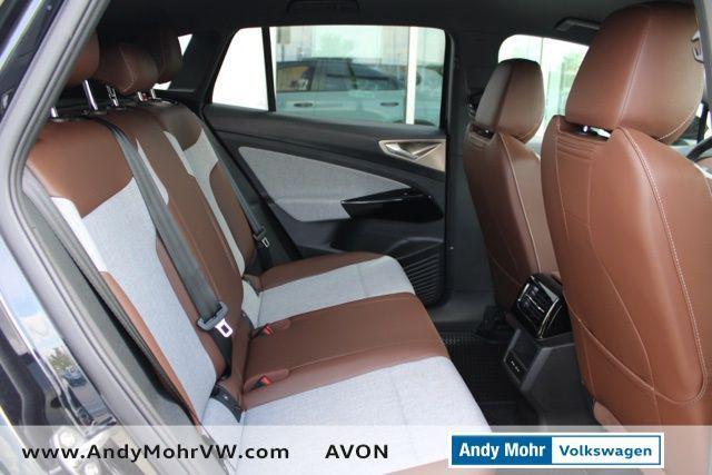 new 2025 Volkswagen ID.4 car, priced at $44,495