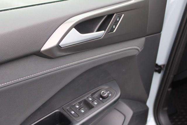 new 2025 Volkswagen Taos car, priced at $31,553