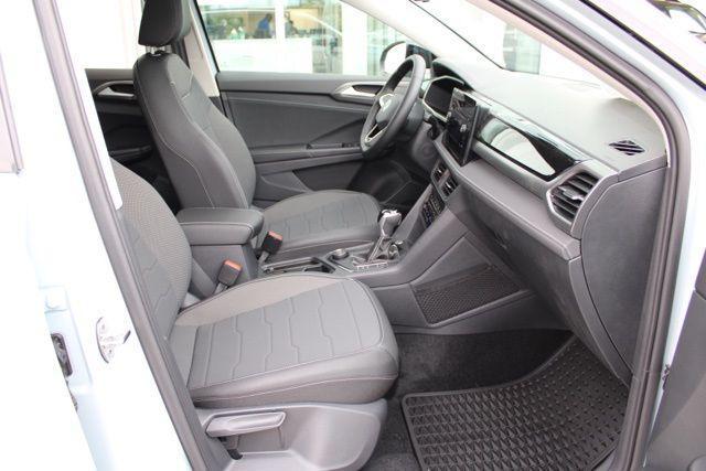 new 2025 Volkswagen Taos car, priced at $31,553