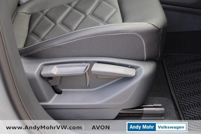new 2025 Volkswagen Atlas car, priced at $43,136