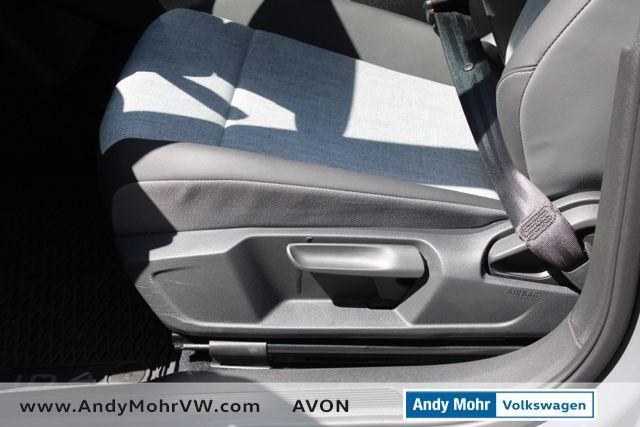 new 2025 Volkswagen ID.4 car, priced at $40,995