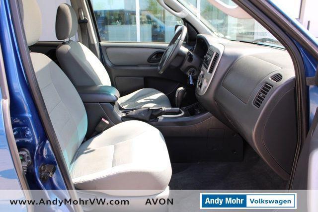 used 2007 Ford Escape car, priced at $4,500