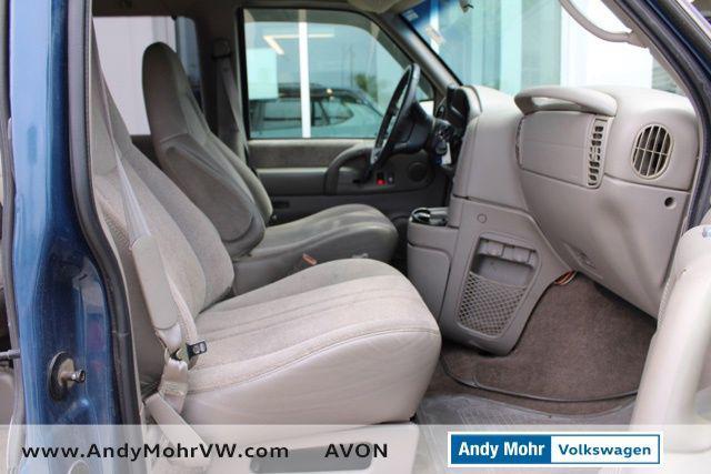 used 2000 GMC Safari car, priced at $6,750