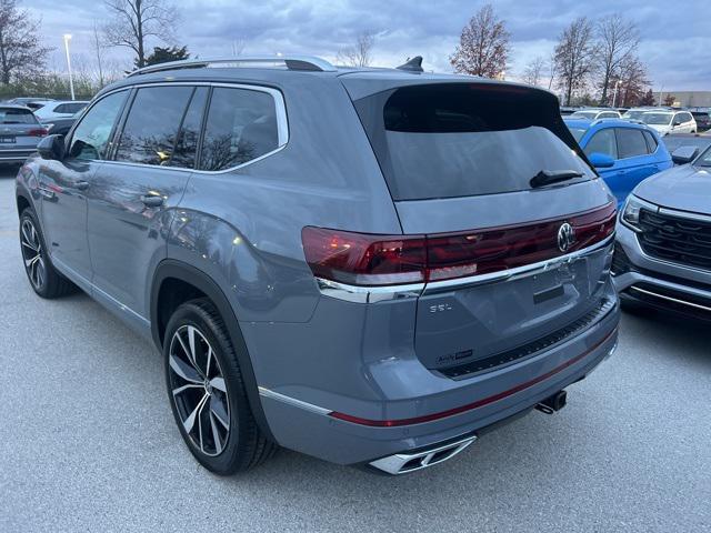 new 2025 Volkswagen Atlas car, priced at $53,182