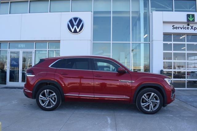 new 2024 Volkswagen Atlas Cross Sport car, priced at $45,953