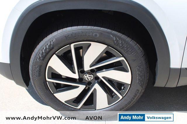 new 2025 Volkswagen Atlas car, priced at $41,636