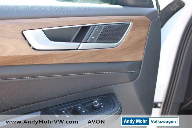 new 2025 Volkswagen Atlas car, priced at $41,636