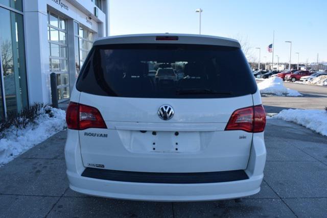 used 2011 Volkswagen Routan car, priced at $5,750