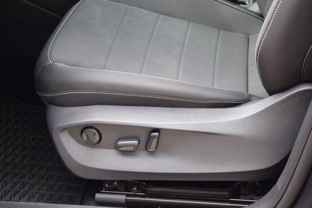 new 2024 Volkswagen Taos car, priced at $28,656