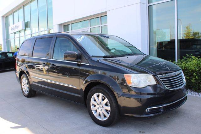 used 2014 Chrysler Town & Country car, priced at $3,750