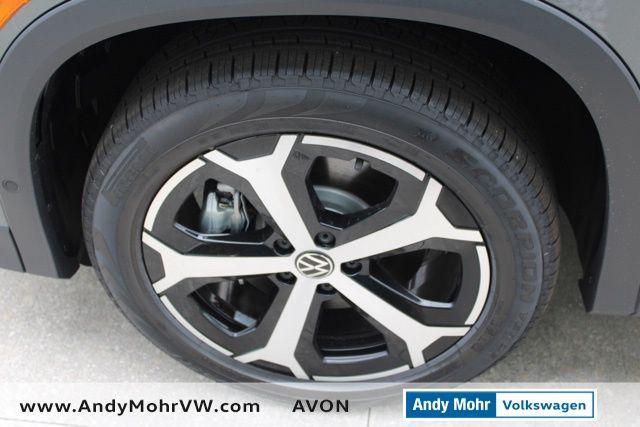 new 2025 Volkswagen Tiguan car, priced at $35,086