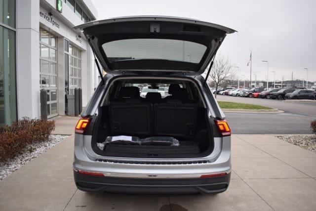 new 2024 Volkswagen Tiguan car, priced at $27,275