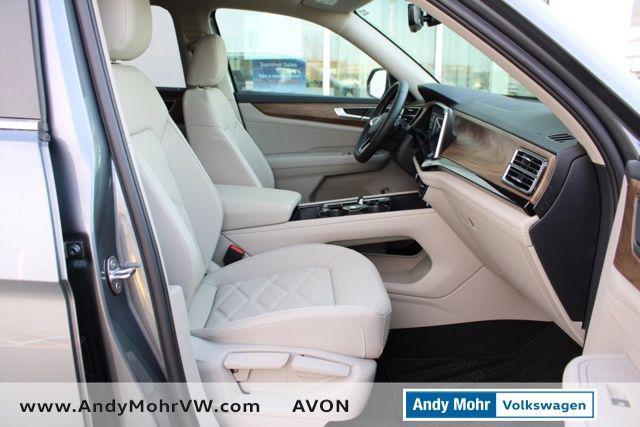 new 2025 Volkswagen Atlas car, priced at $44,825