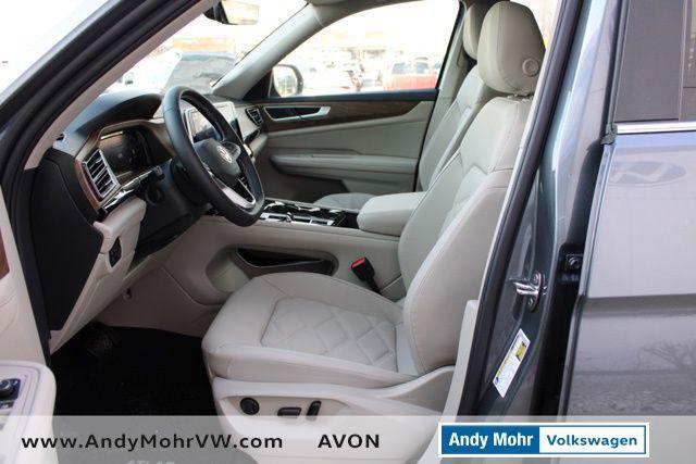 new 2025 Volkswagen Atlas car, priced at $44,825