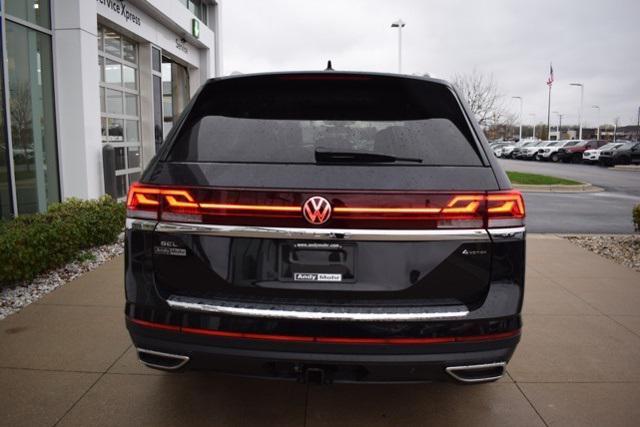 new 2024 Volkswagen Atlas car, priced at $45,104