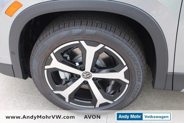 new 2025 Volkswagen Tiguan car, priced at $36,118