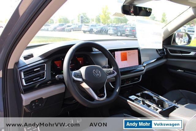 new 2025 Volkswagen Atlas car, priced at $44,021