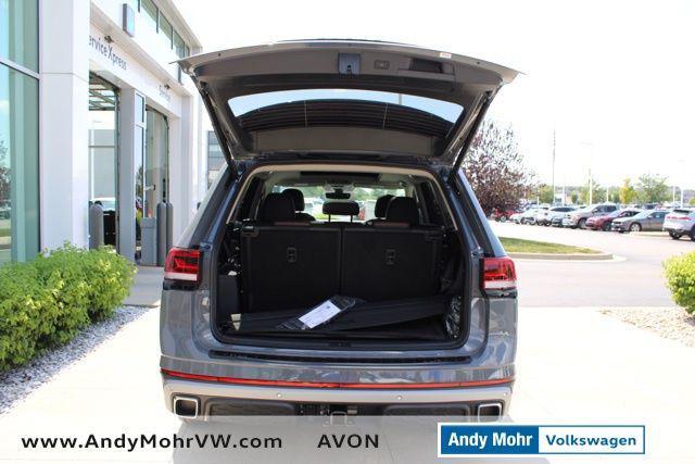 new 2025 Volkswagen Atlas car, priced at $44,021