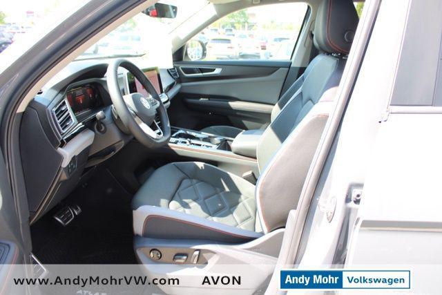 new 2025 Volkswagen Atlas car, priced at $44,021