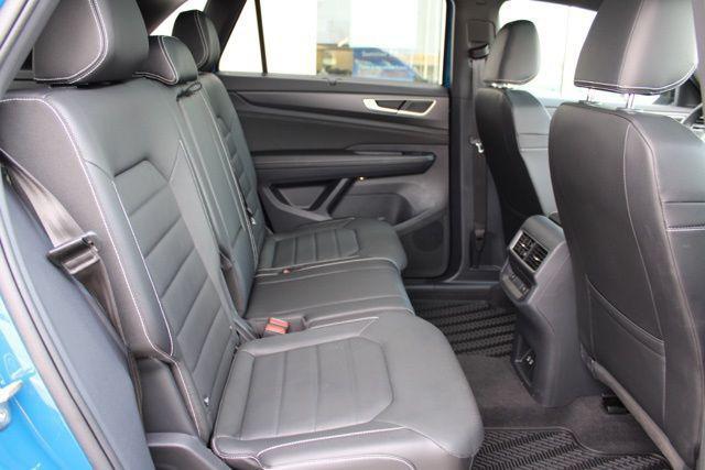 new 2025 Volkswagen Atlas Cross Sport car, priced at $47,512
