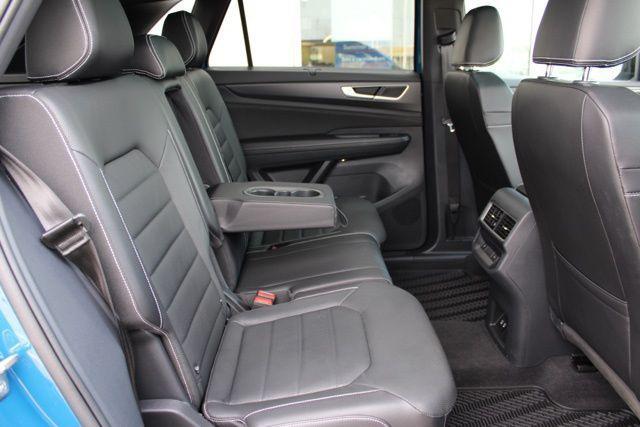 new 2025 Volkswagen Atlas Cross Sport car, priced at $47,512
