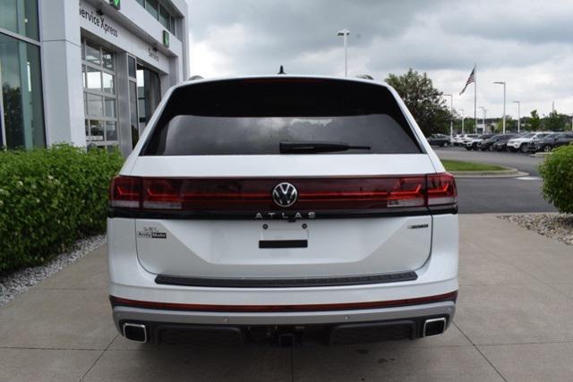 new 2024 Volkswagen Atlas car, priced at $48,828