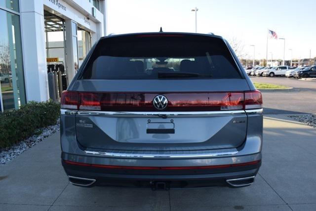 new 2024 Volkswagen Atlas car, priced at $41,105