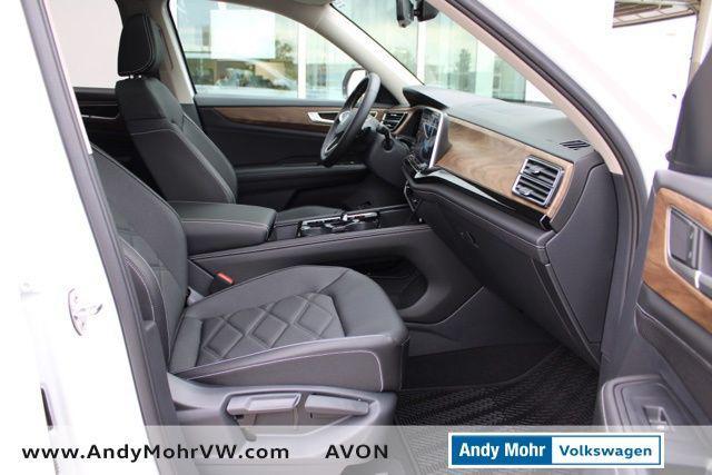 new 2025 Volkswagen Atlas car, priced at $44,084