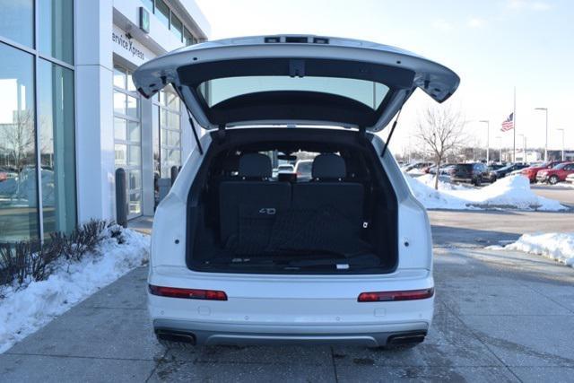 used 2017 Audi Q7 car, priced at $17,500