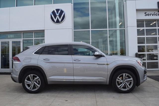 new 2024 Volkswagen Atlas Cross Sport car, priced at $45,433