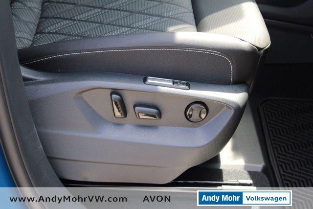 new 2025 Volkswagen Atlas car, priced at $52,168