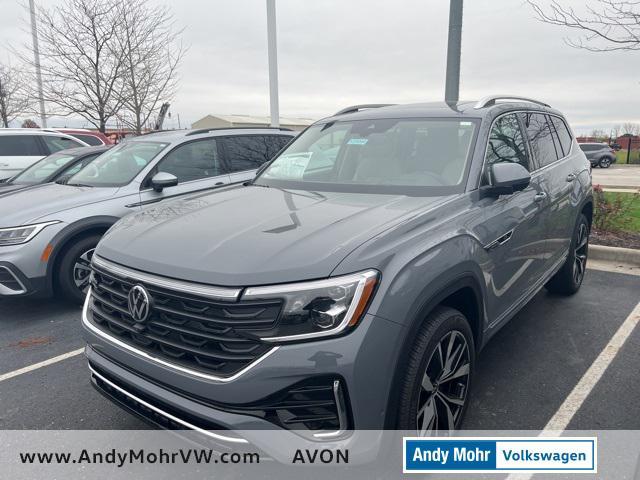 new 2025 Volkswagen Atlas car, priced at $53,182