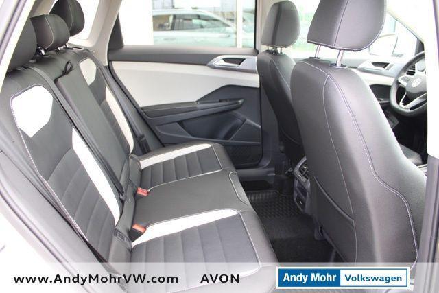 new 2025 Volkswagen Taos car, priced at $35,874