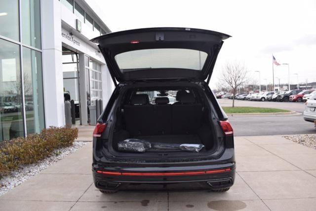 new 2024 Volkswagen Tiguan car, priced at $34,299