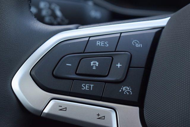 new 2025 Volkswagen Jetta car, priced at $25,789