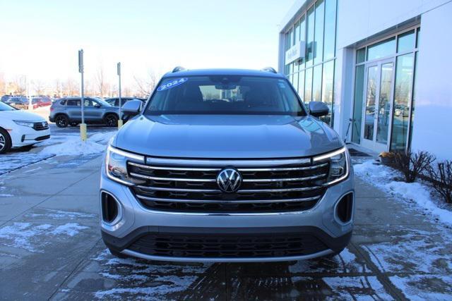 used 2024 Volkswagen Atlas car, priced at $33,000