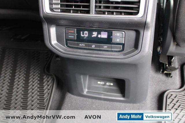 new 2025 Volkswagen Atlas car, priced at $39,993