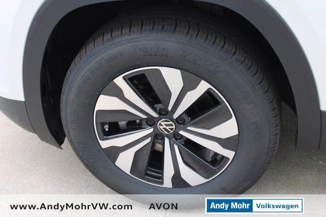 new 2025 Volkswagen Atlas car, priced at $39,993