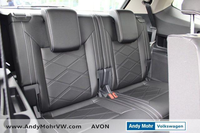 new 2025 Volkswagen Atlas car, priced at $44,648
