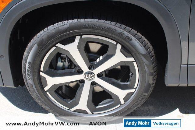 new 2025 Volkswagen Tiguan car, priced at $36,118