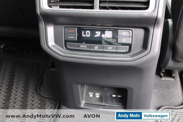 new 2025 Volkswagen Atlas car, priced at $45,900