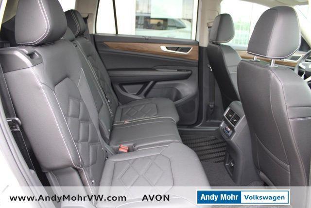 new 2025 Volkswagen Atlas car, priced at $45,900