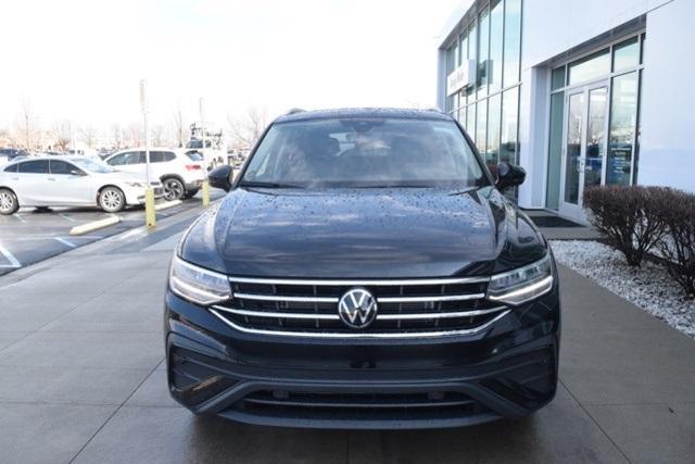 new 2024 Volkswagen Tiguan car, priced at $33,706