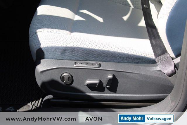 new 2025 Volkswagen ID.4 car, priced at $49,432