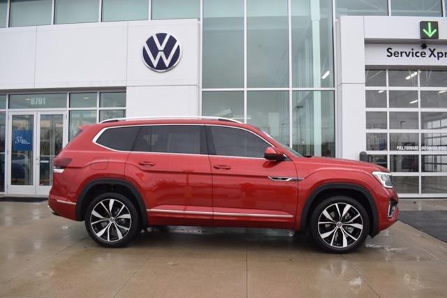 used 2024 Volkswagen Atlas car, priced at $46,498