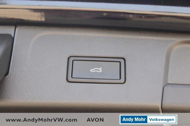 new 2025 Volkswagen Atlas car, priced at $43,148